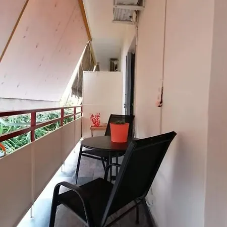 Cozy Near Metro Station Agia Marina *