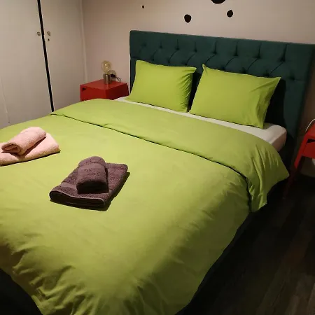 Cozy Near Metro Station Agia Marina